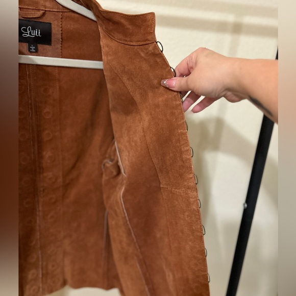 VINTAGE 100% Suede Jacket - Picture 6 of 12